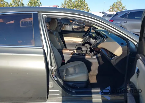 2014 Toyota Avalon Hybrid Xle Premium from USA, damaged, VIN 4T1BD1EB5EU033603